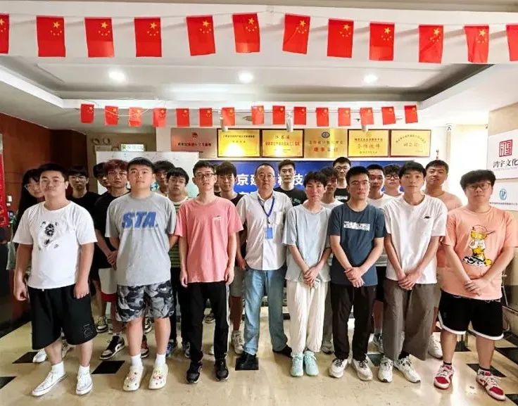 近期結班留影 | 百尺竿頭，更進一步，加